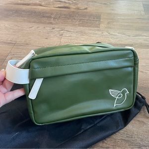 Wren Official Dopp Kit tote NEW